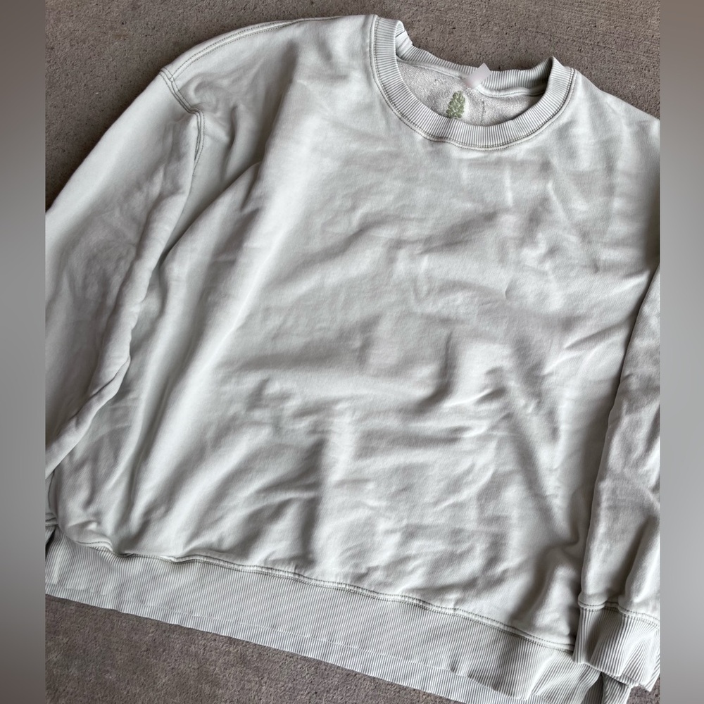FP movement sage green crewneck sweatshirt fleece - Picture 2 of 5